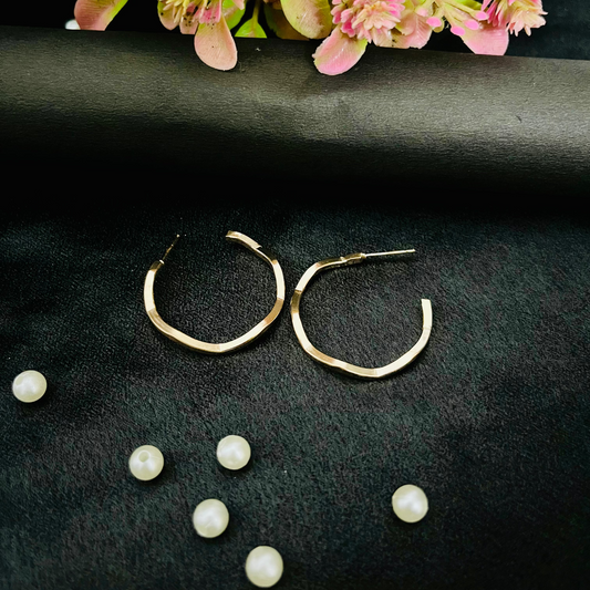 Golden Geometric Hoop Earrings | Modern Everyday Jewelry