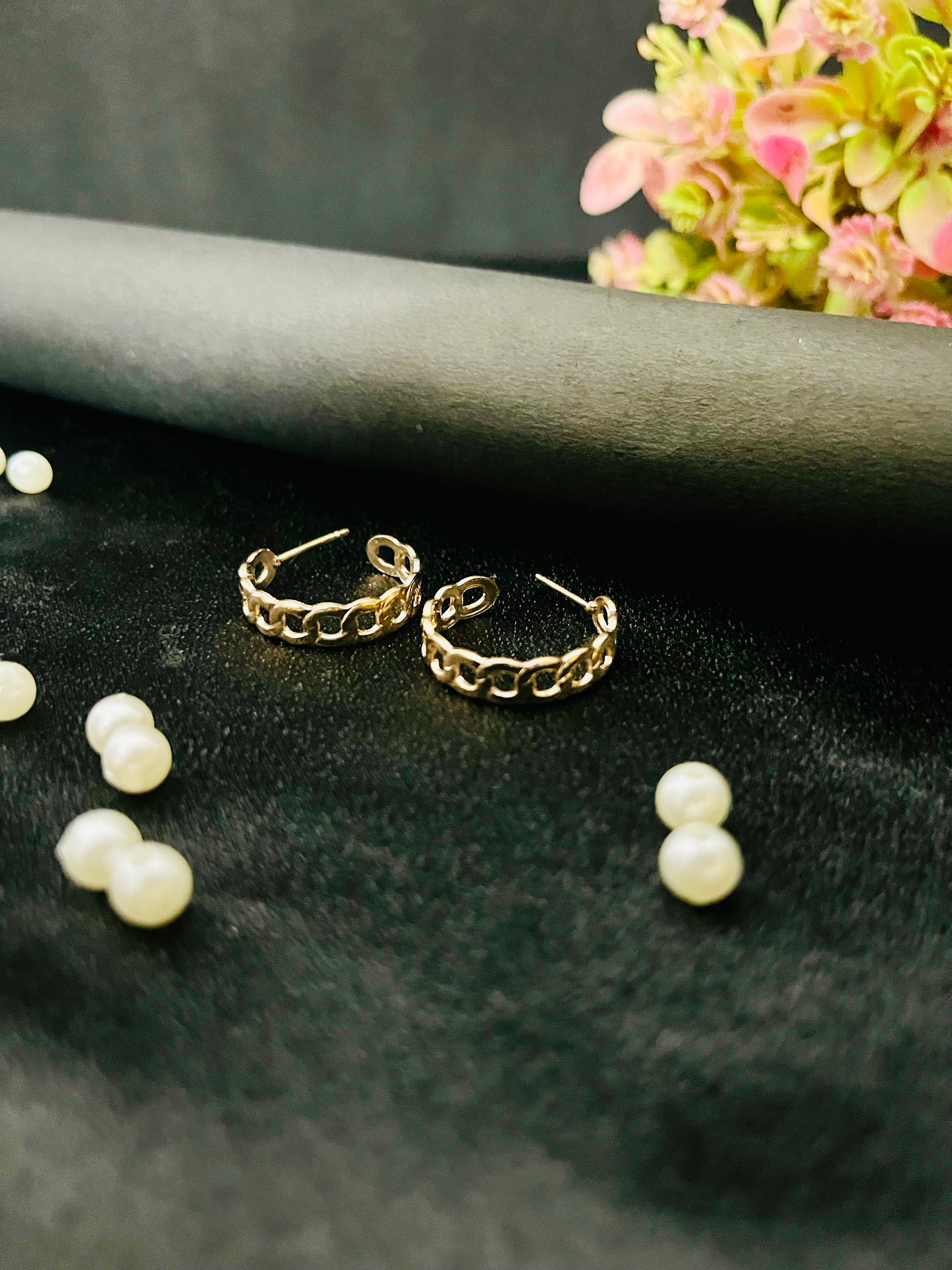 Golden Chain-Link Hoop Earrings | Trendy Modern Jewelry
