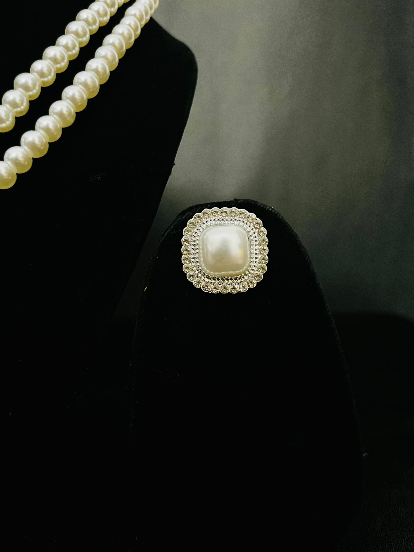 Pearl Necklace Set with Square Stone Pendant & Matching Earrings – Elegant Party Jewelry