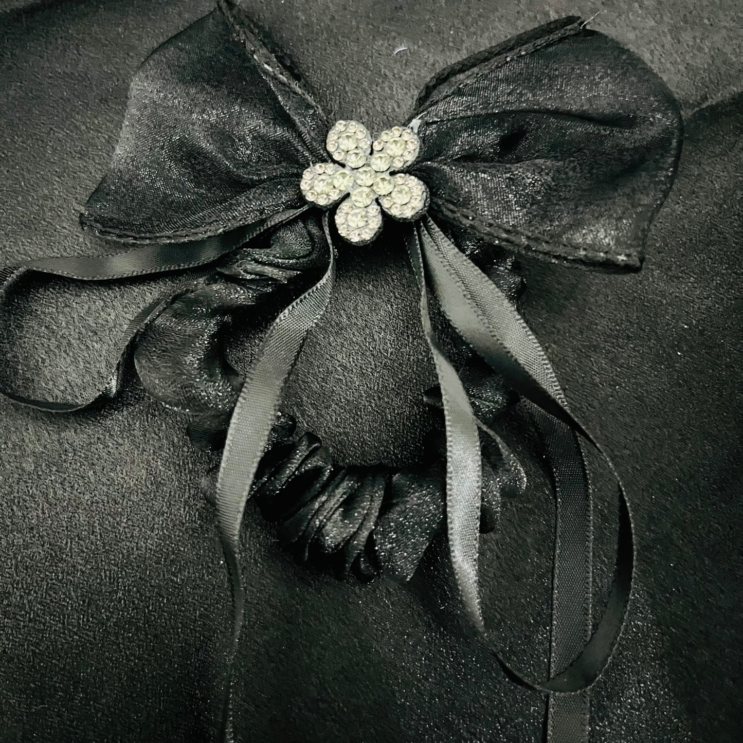 Pack of 2 Elegant Bow Scrunchies with Rhinestone Flower Charm – Satin & Organza Hair Ties