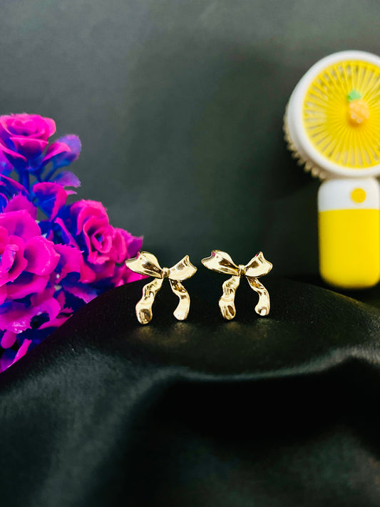 Minimal Golden Bow Stud Earrings | Elegant Everyday Jewelry