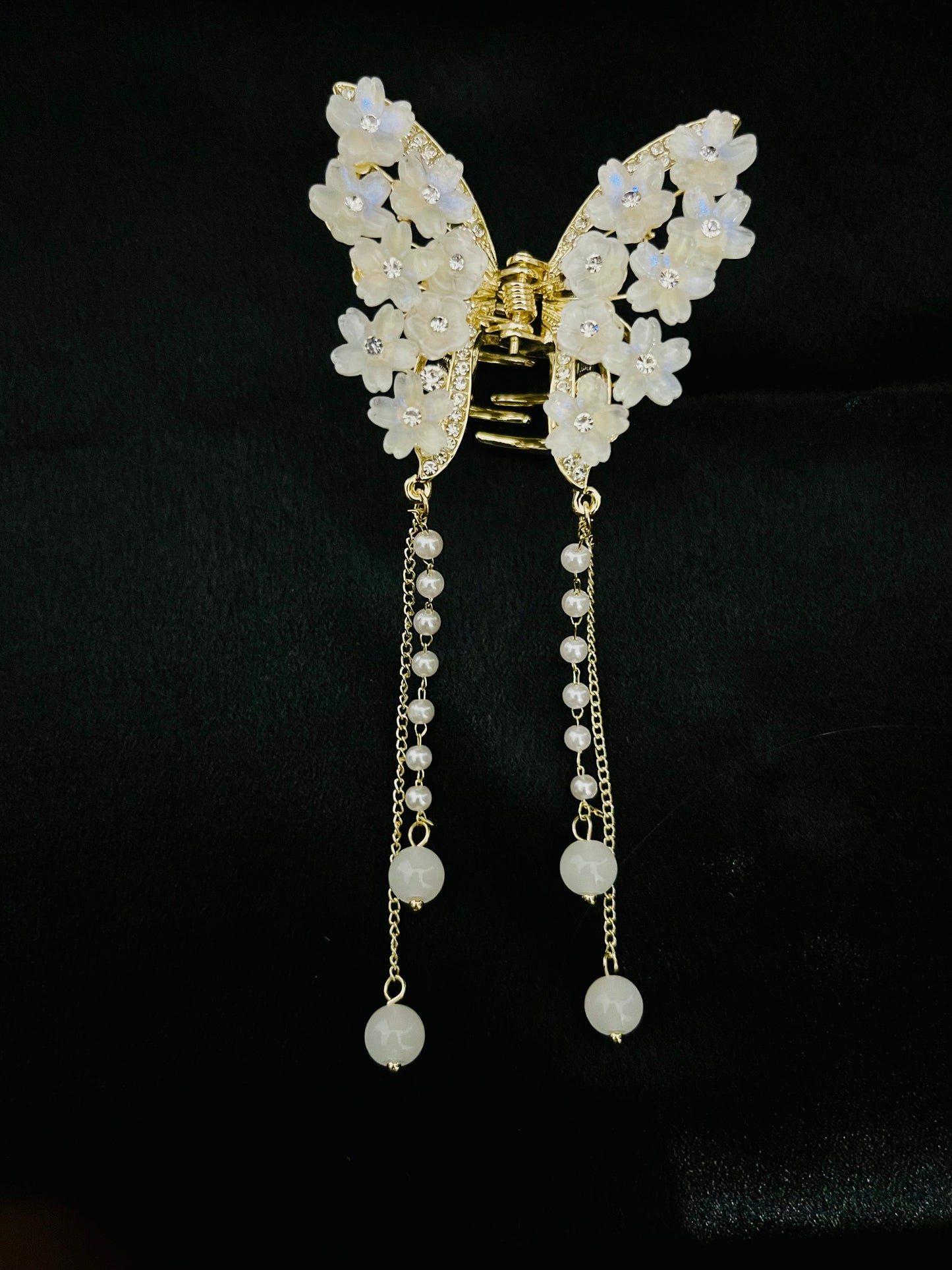 Luxury White Floral Butterfly Hair Clutcher with Pearls and Crystal Detailing
