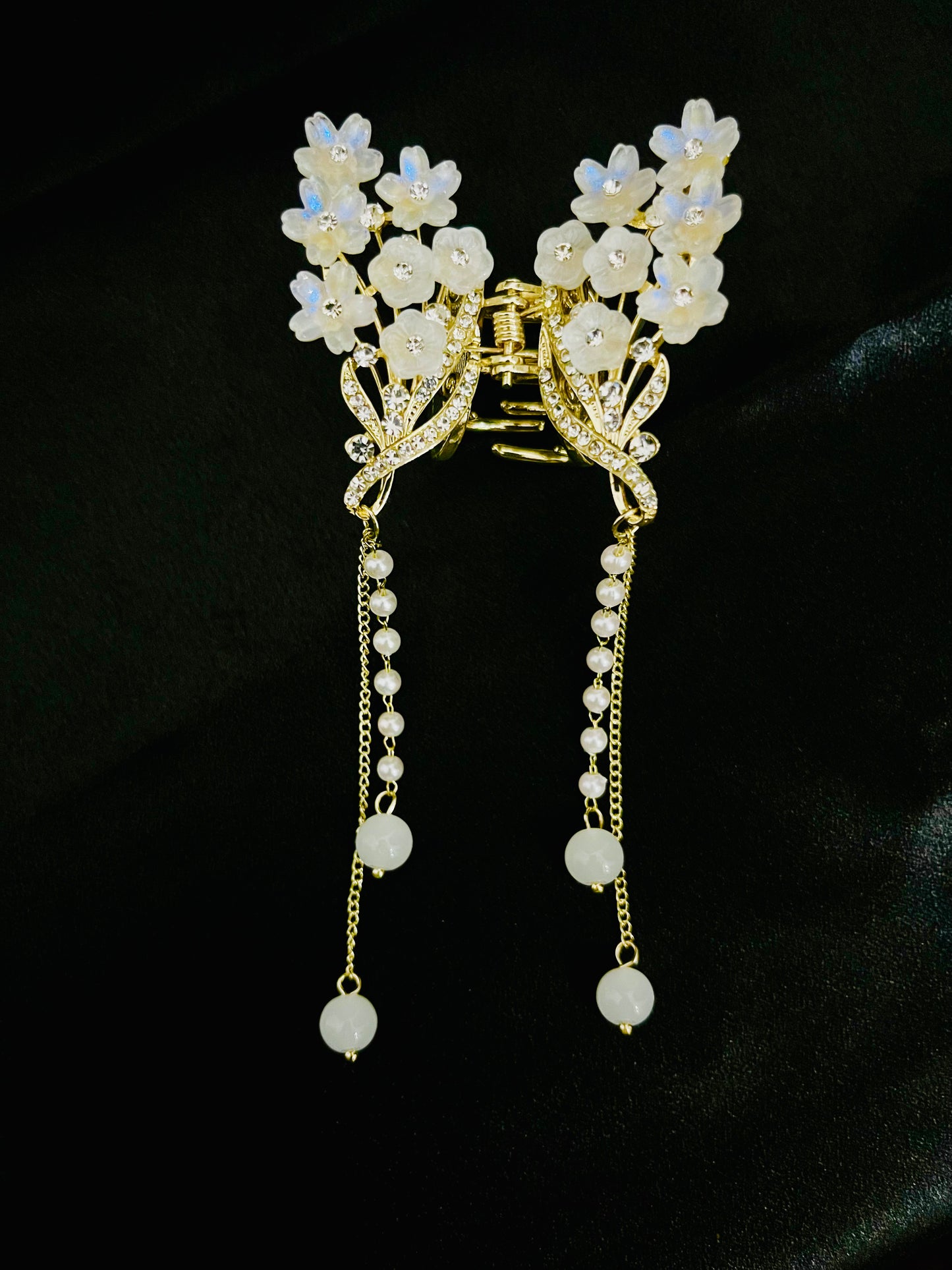 Luxury White Floral Butterfly Hair Clutcher with Pearls and Crystal Detailing