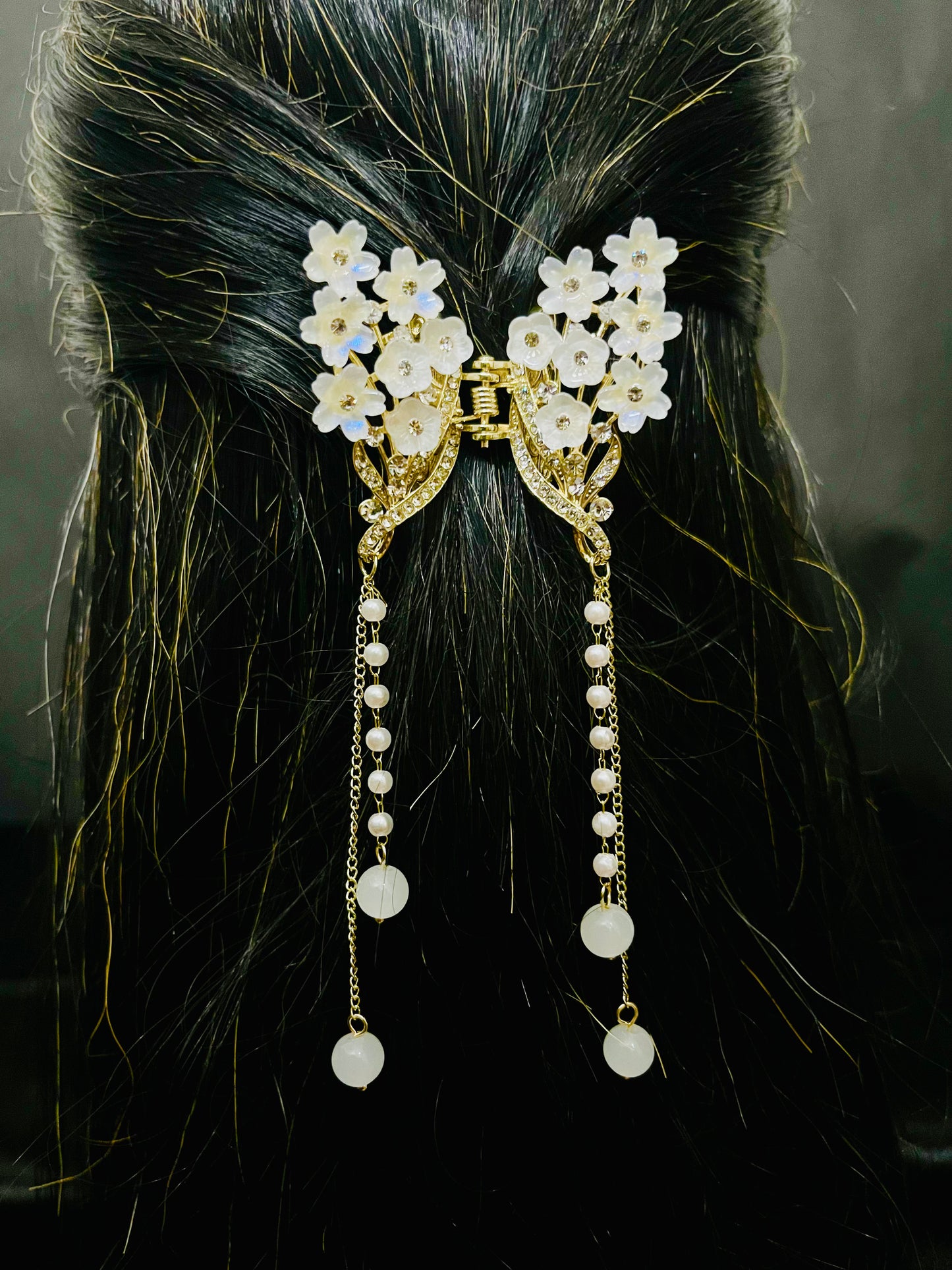Luxury White Floral Butterfly Hair Clutcher with Pearls and Crystal Detailing
